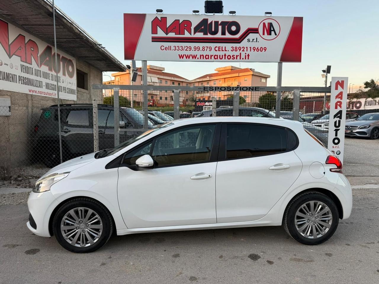 Peugeot 208 BlueHDi 75CV Allure AUTOCARRO 5 POSTI