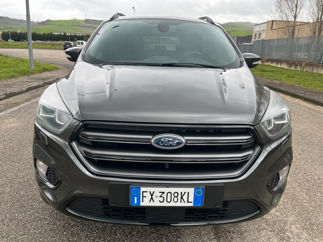 Ford Kuga 2.0 TDCI 150 cv 4WD Powershift ST-Line