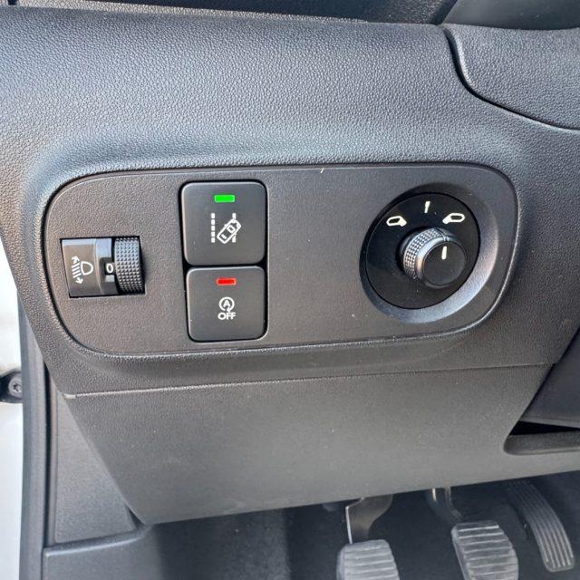 CITROEN C3 1.2 PureTech 82cv FEEL AZIENDALE GUIDABILE NEOPAT.