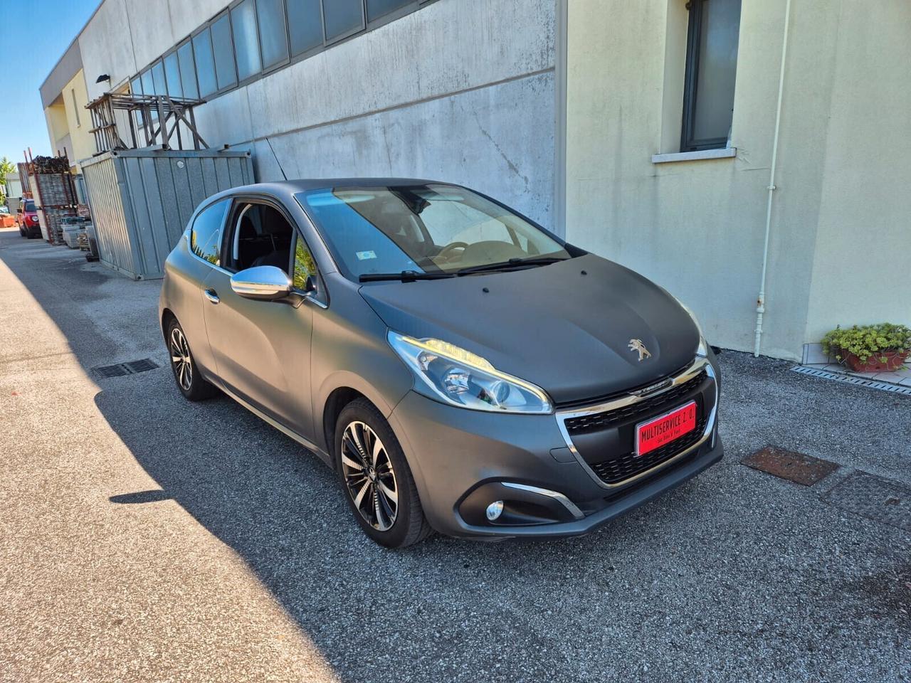 Peugeot 208 BlueHDi 75 3 porte Allure