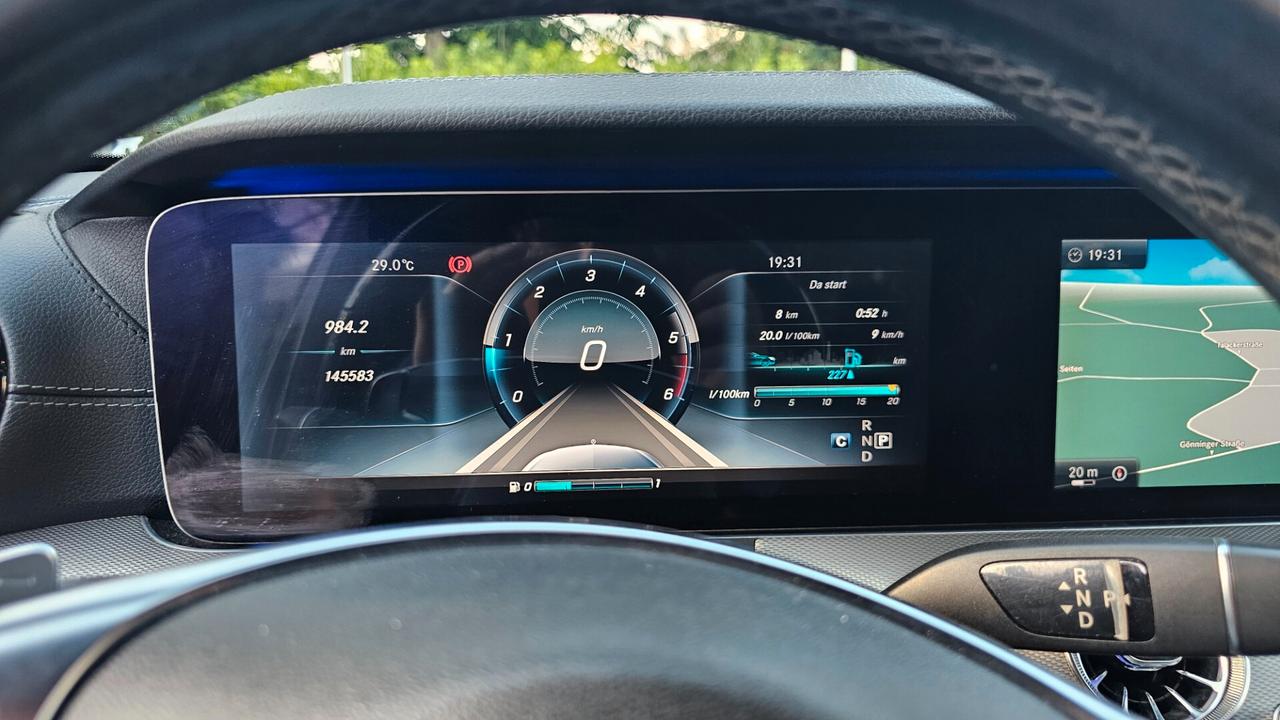 Mercedes-benz E 220 d Premium Plus AMG