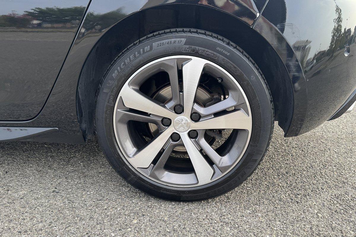 PEUGEOT 308 BlueHDi 130 S&S GT