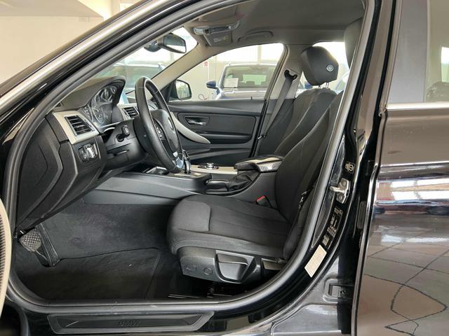 BMW 318 d Touring Business aut.