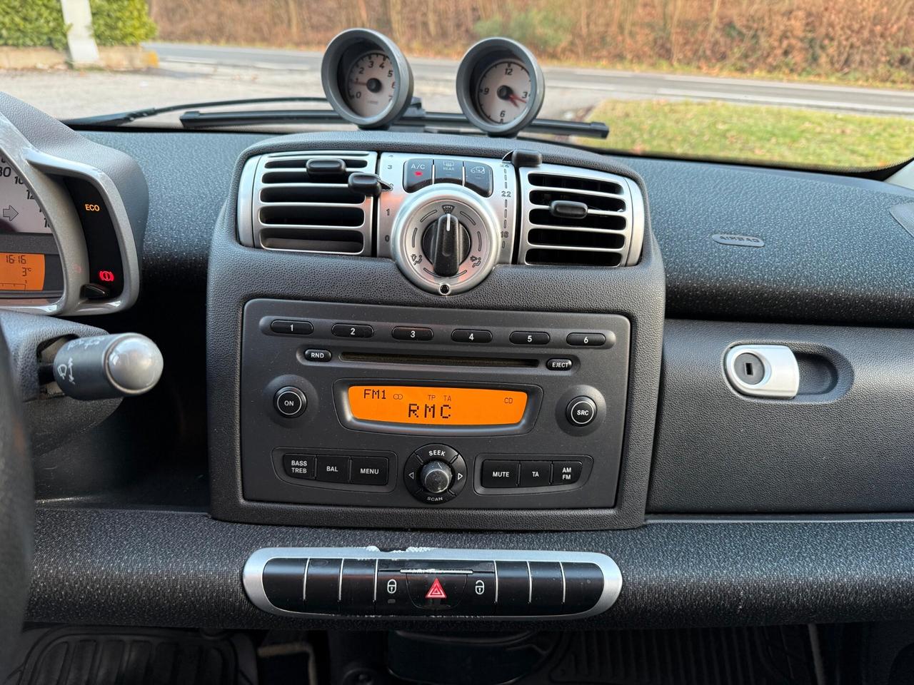 Smart ForTwo 1000 52 kW coupé passion