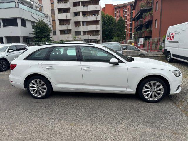 AUDI A4 Avant 2.0 TDI 150 CV S TRONIC DESIGN