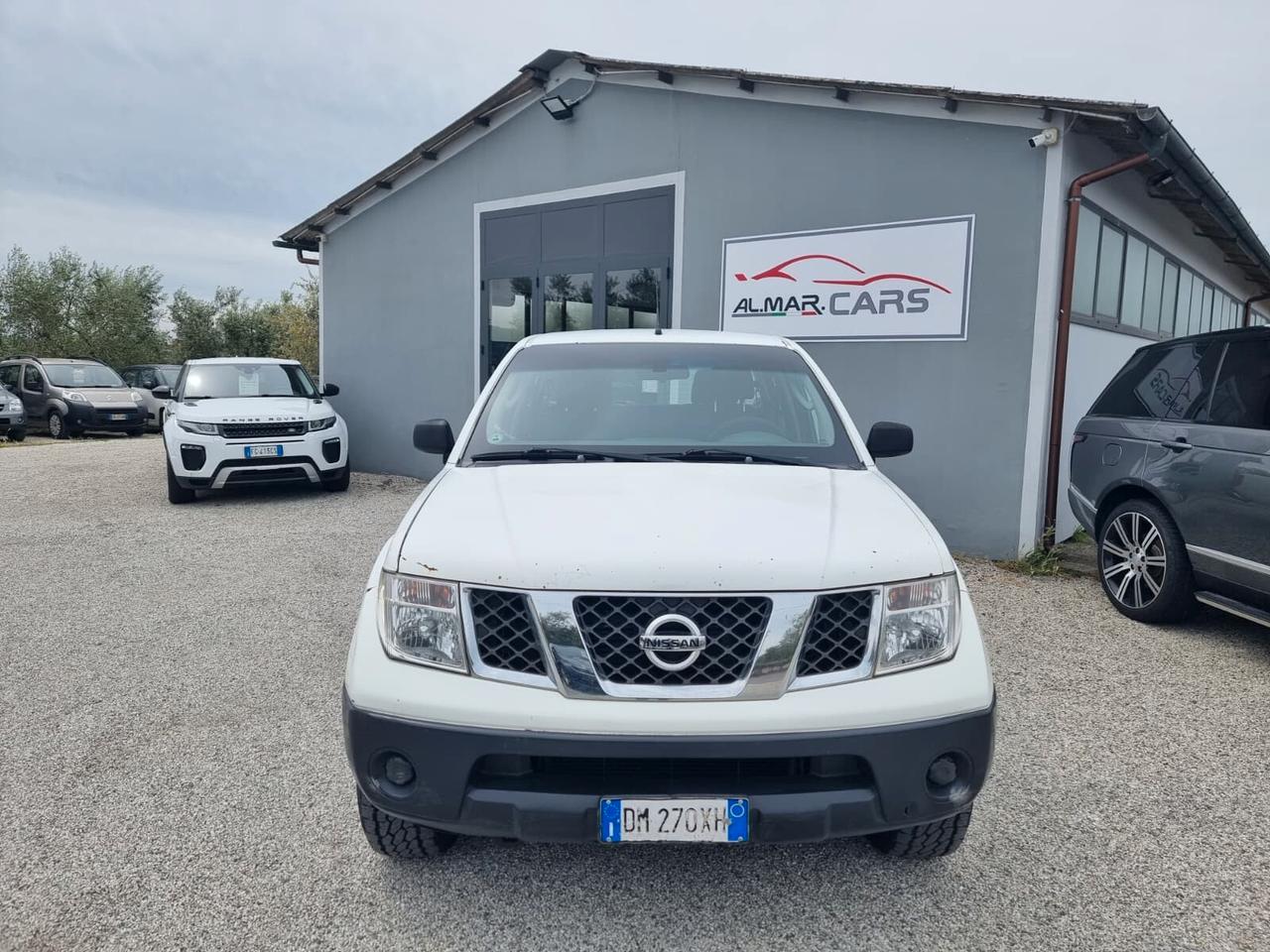Nissan Navara 2.5 dCi 4 porte Double Cab LE