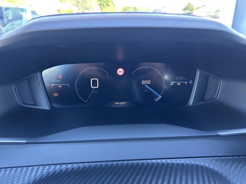 Peugeot 2008 PureTech 100 Allure NAVI + KEYLESS + CAMERA 360°