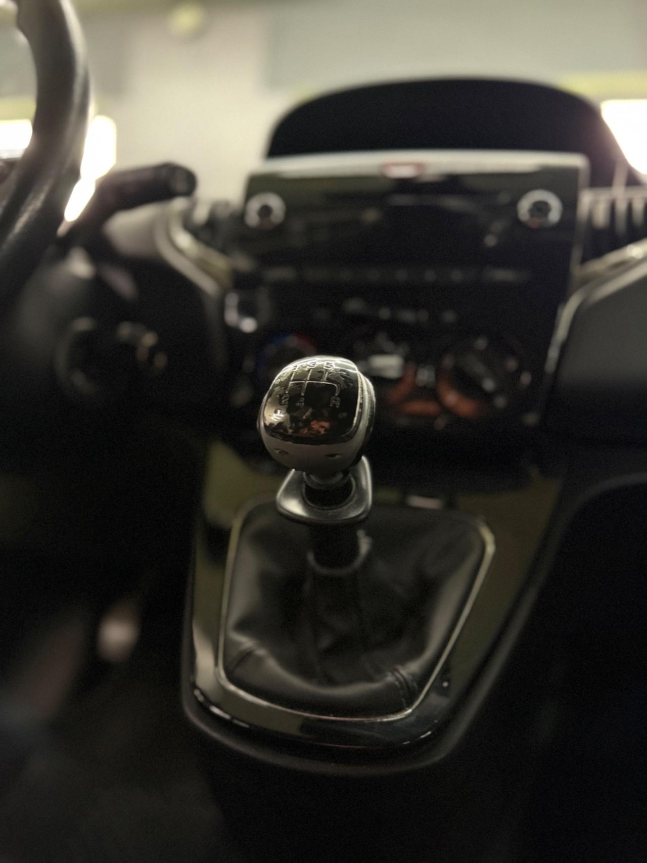 Lancia Ypsilon 1.2 Benz 69 CV
