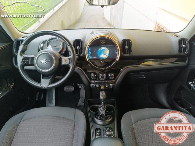 MINI Countryman Cooper SE 1.5 ALL4 STEPTRONIC Essential