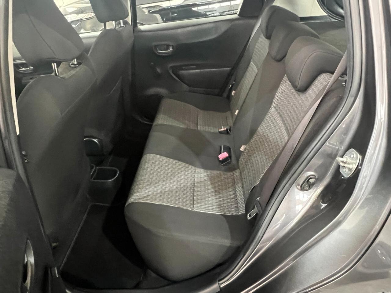 Toyota Yaris 1.0 69 CV - LOUNGE - 2014