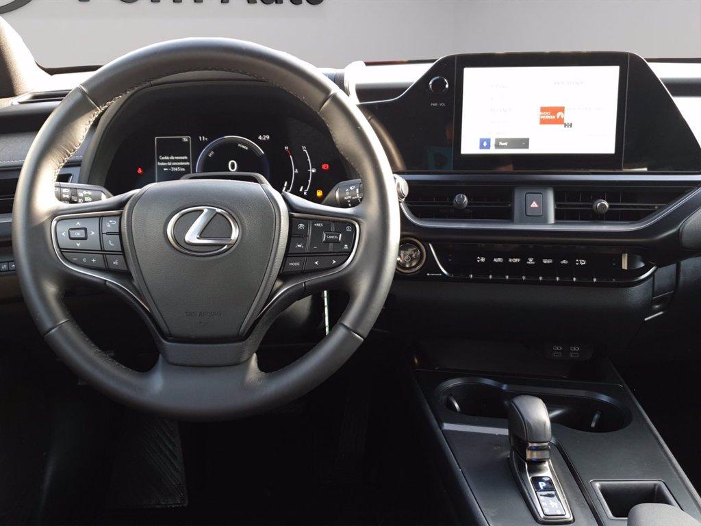 LEXUS Ux 300h 2.0 urban 2wd cvt del 2024