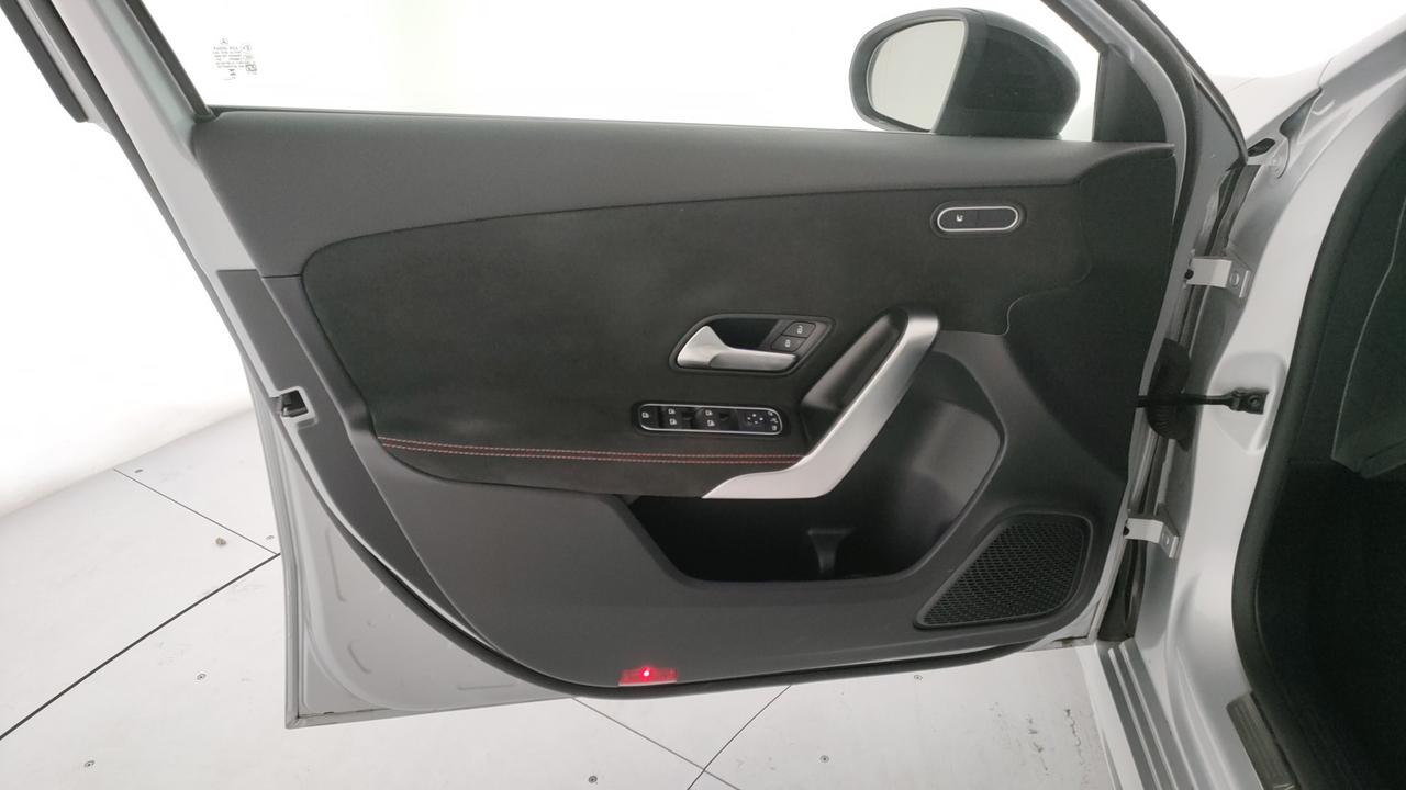 Mercedes-Benz A 200 d AMG Line Advanced Plus auto