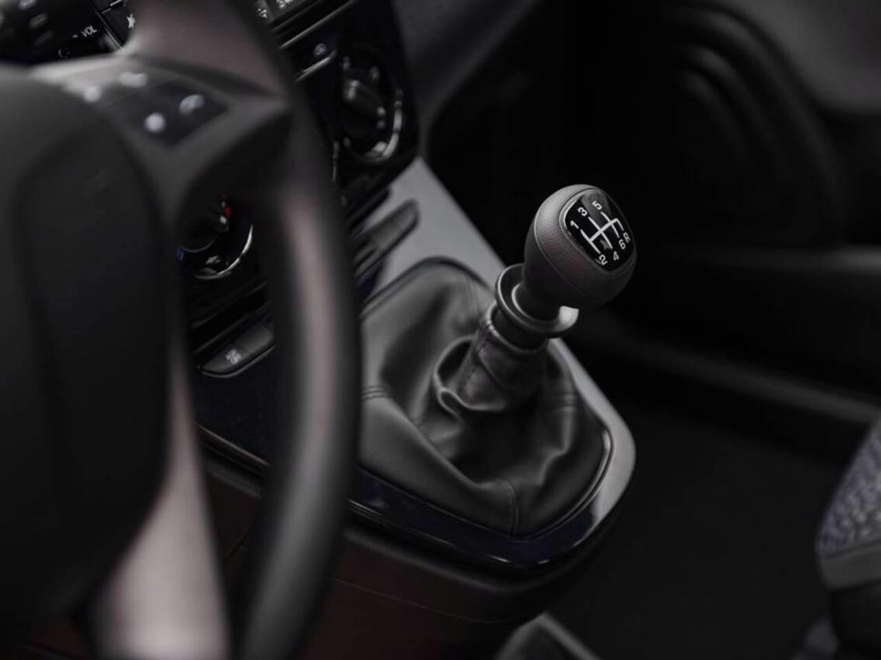 LANCIA Ypsilon III 2021 - Ypsilon 1.0 firefly hybrid Silver s&s 70cv