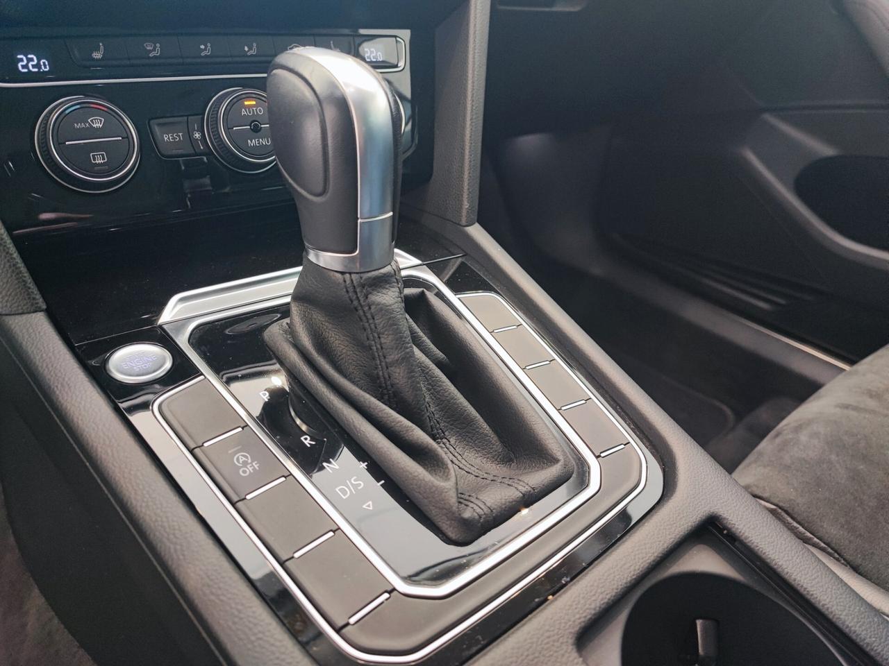 Volkswagen Passat Variant 2.0 TDI DSG Highline BlueMotion Technology