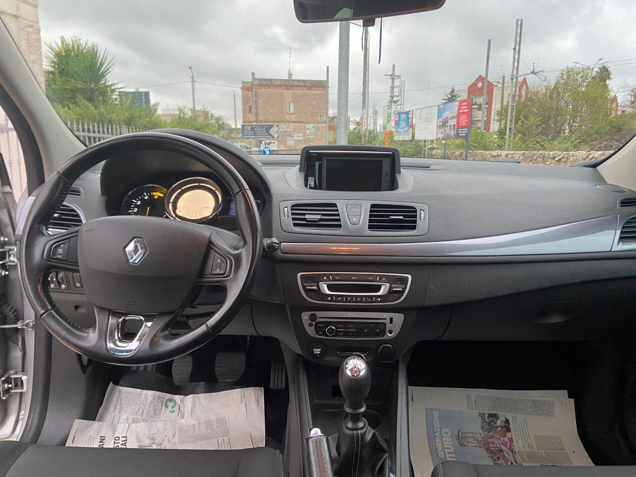 Renault Megane Mégane dCi 110CV EDC SporTour Limited
