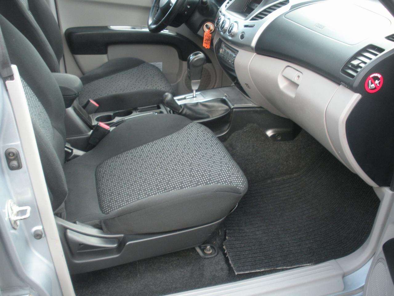Mitsubishi L200 2.5 DI-D/136CV DC Intense DPF