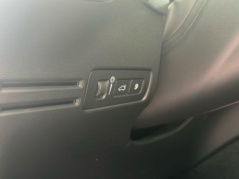 Volvo XC40 Recharge T5 Plug-in Hybrid Recharge Inscription
