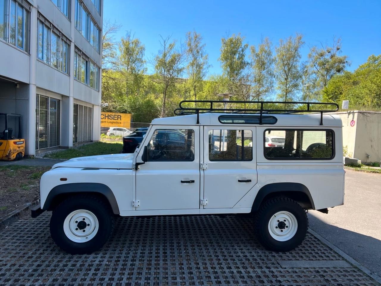 Land Rover Defender 110 ~Gancio di traino~8 posti~Aria condizionata~Pelle