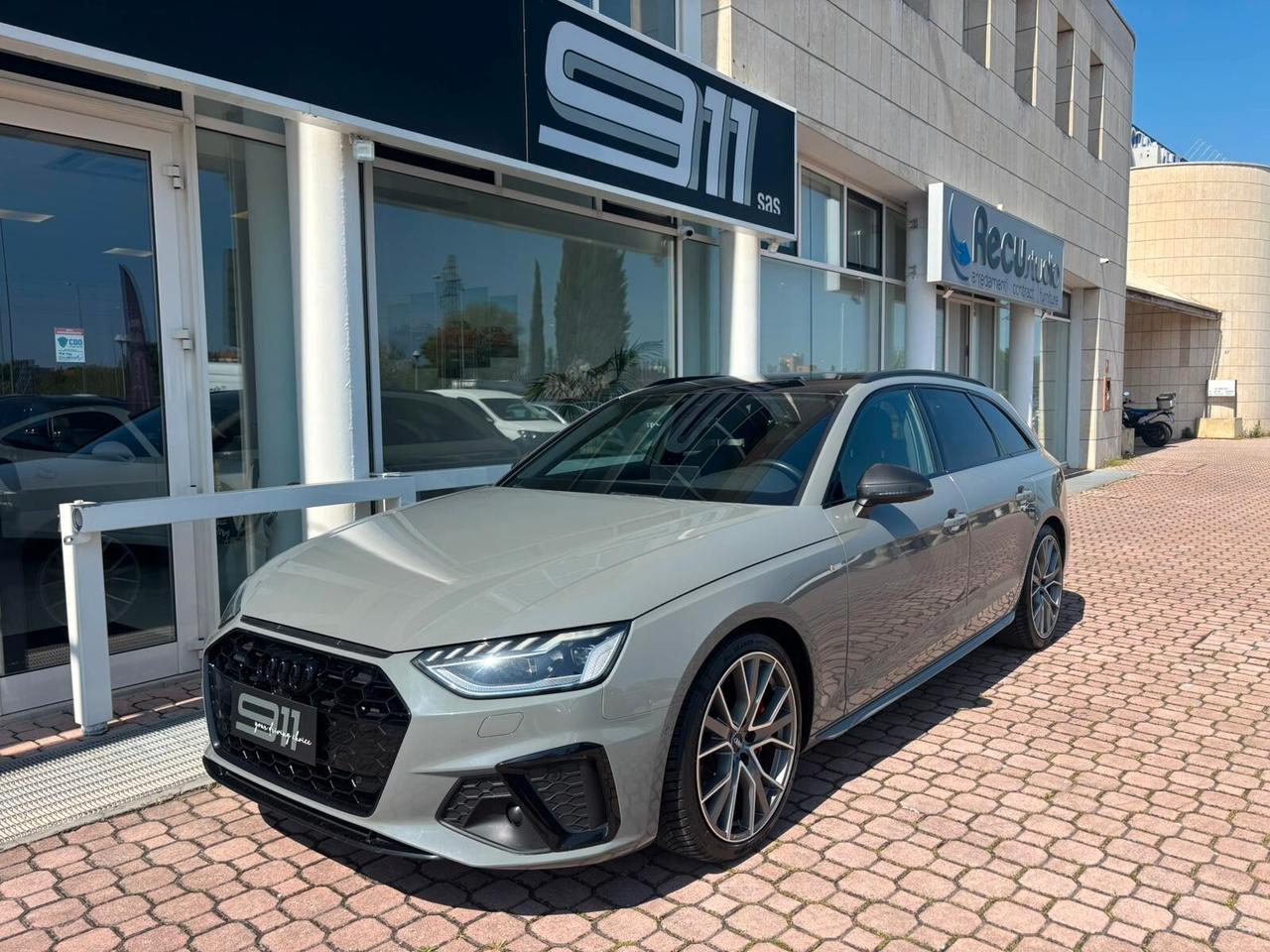 Audi A4 Avant 40 TDI quattro S tronic line edition