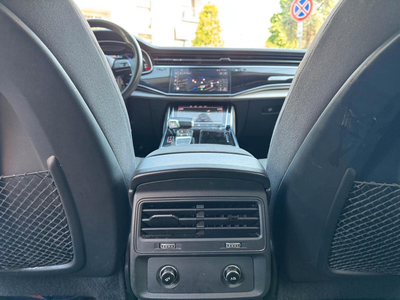 AUDI Q8 45 TDI QUATTRO TIPTRONIC