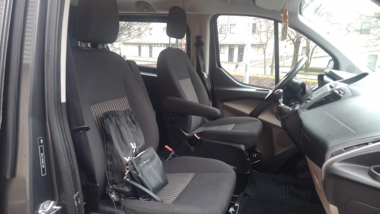 Ford Transit Custom 5 posti 2017 GANCIO TRAINO