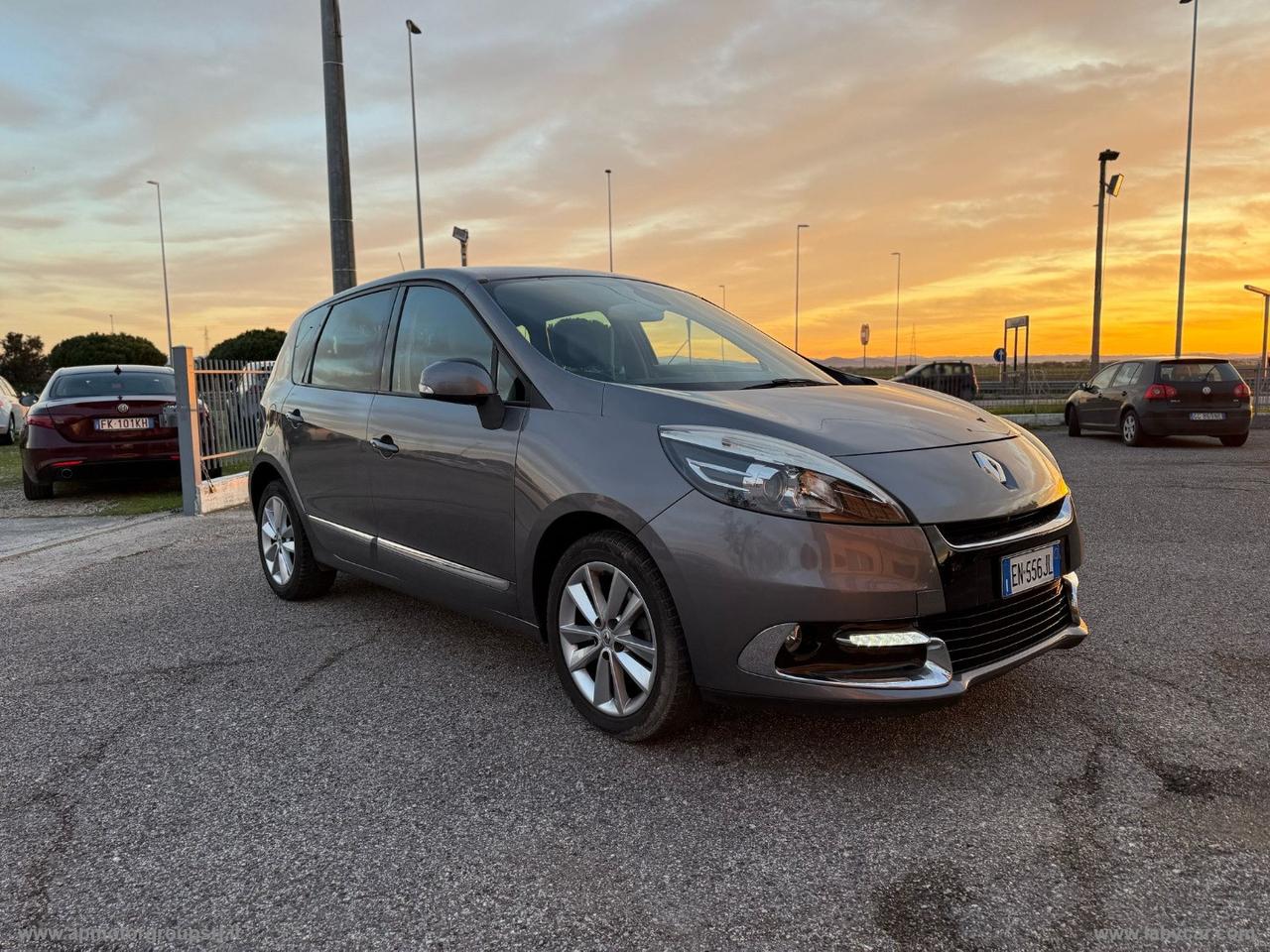 RENAULT Scénic 1.5 dCi 110 CV S&S Live