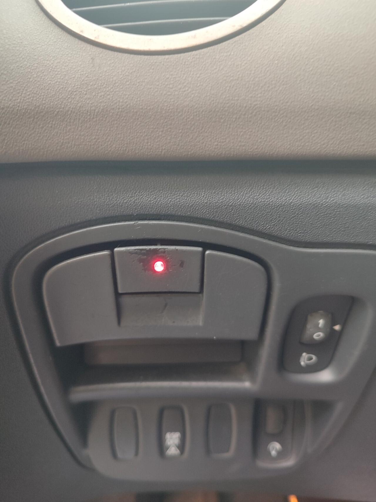 RENAULT ESPACE 2004 1,9 DIESEL 7POSTI SPAZIOSA