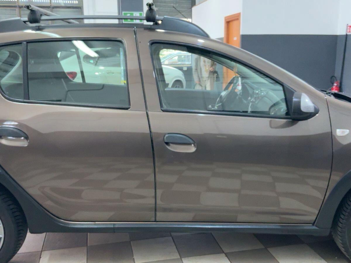 Dacia Sandero Stepway 0.9 TCe 90 CV Comfort NAVI