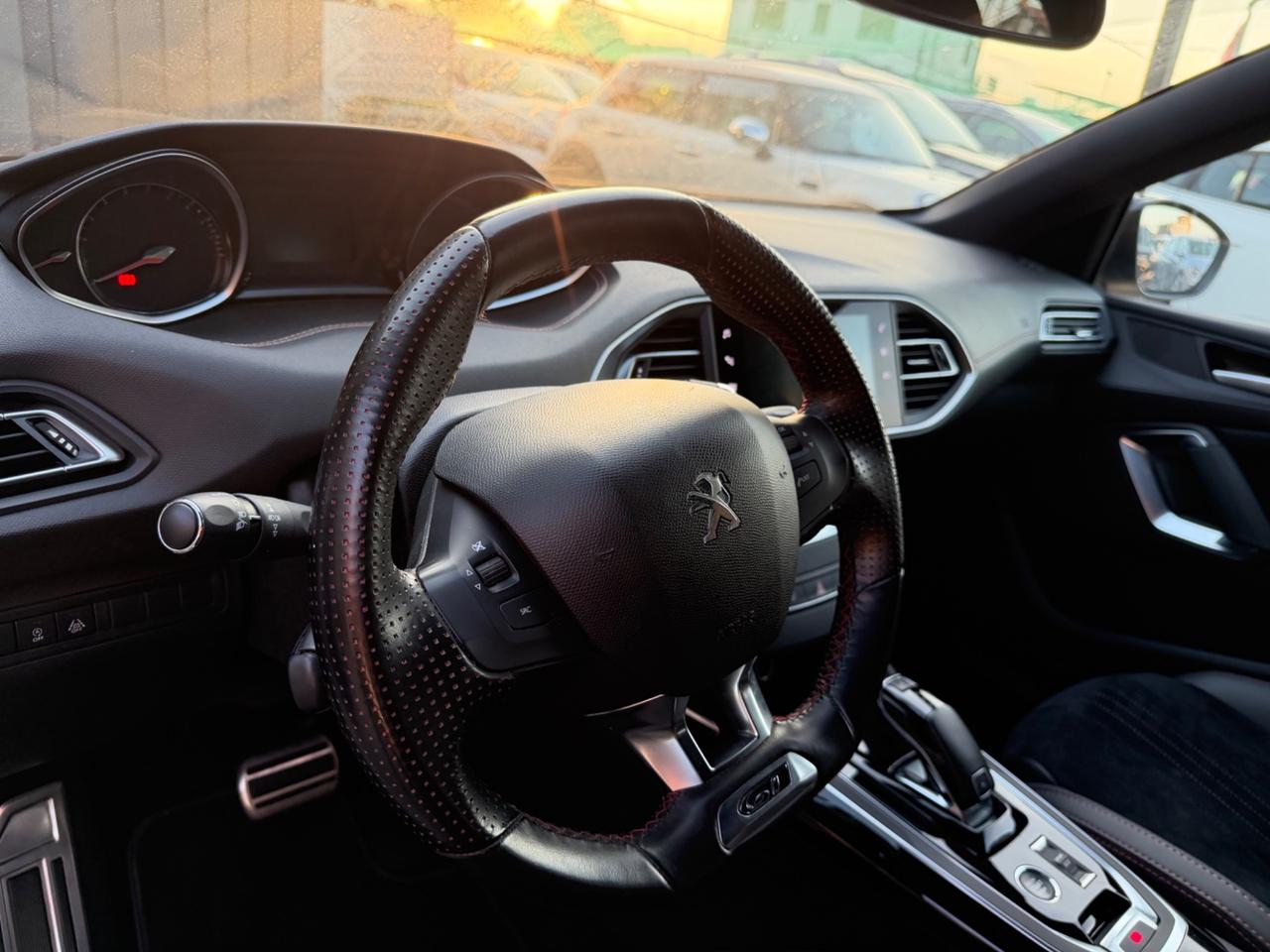 Peugeot 308 PureTech Turbo 130 S&S EAT8 SW GT