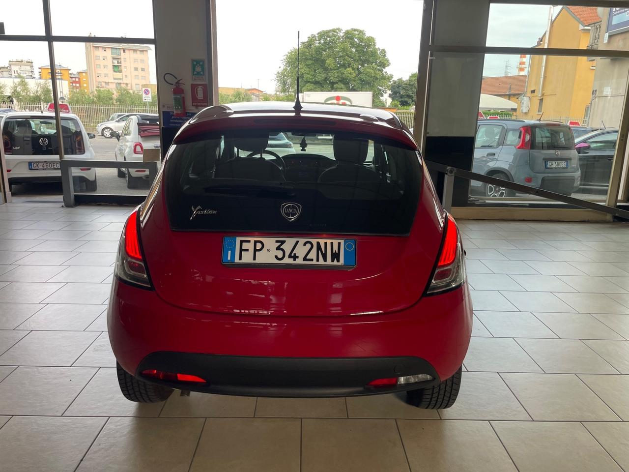 Lancia Ypsilon 1.2 69 CV 5 porte Elefantino - Nessun vincolo -