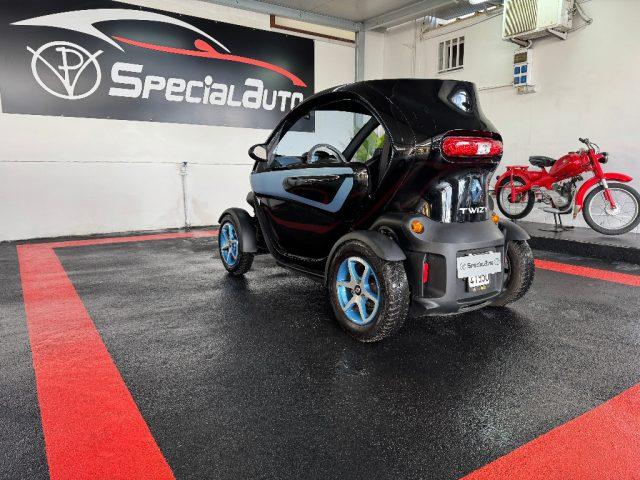RENAULT Twizy elettrica