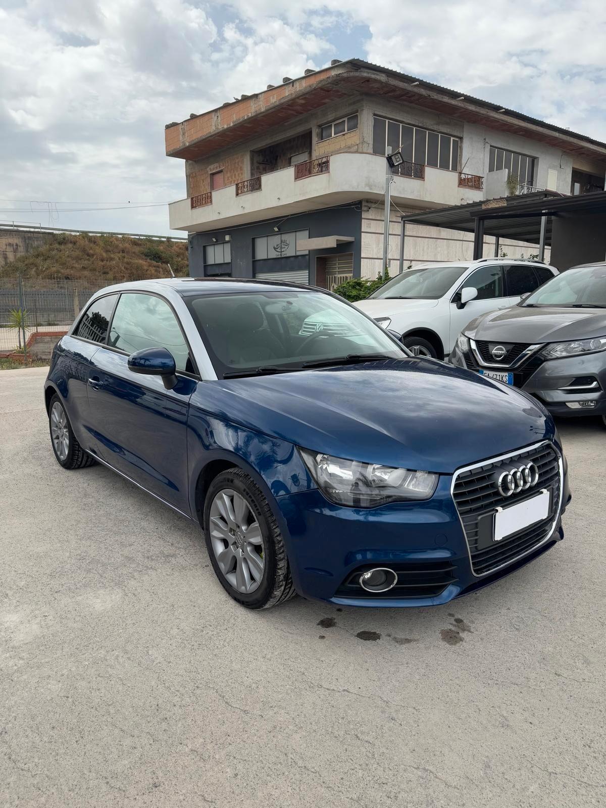 Audi A1 1.6 TDI 105 CV Ambition 2011