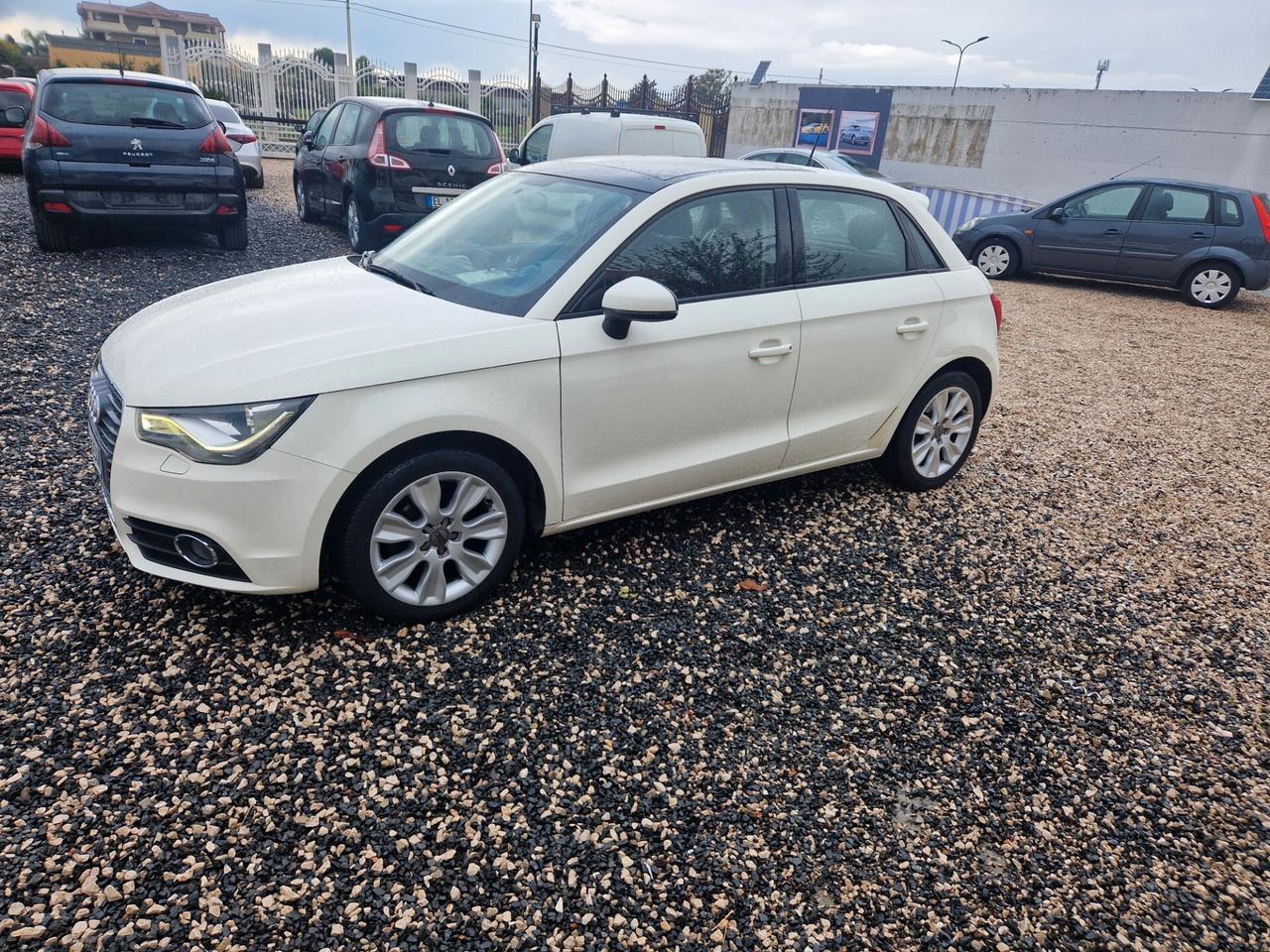 Audi A1 SPB 1.6 TDI Ambition full 2013 90cv