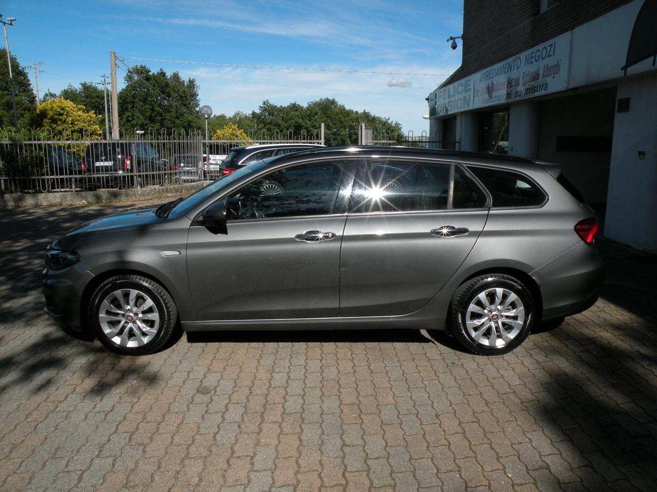 FIAT TIPO 1.6 Mjt 120CV LOUNGE 2017