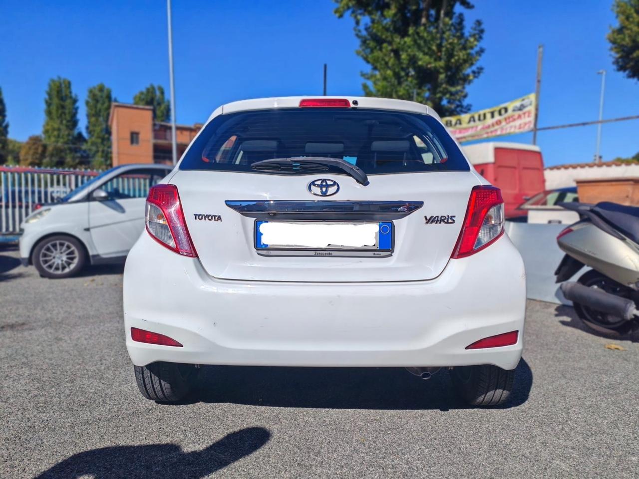 Toyota Yaris 1.0 5 porte Active