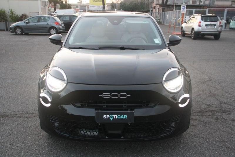 FIAT 600 1.2 Hybrid 110cv La Prima
