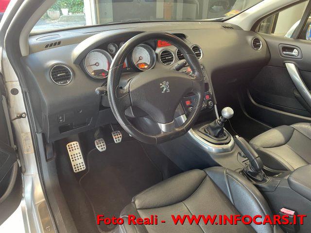 PEUGEOT 308 2.0 HDi 140CV CC Féline