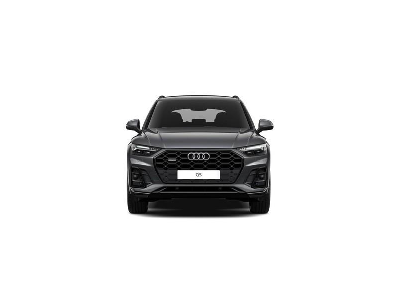 Audi Q5 40 2.0 tdi mhev 12v identity black quattro s-tronic