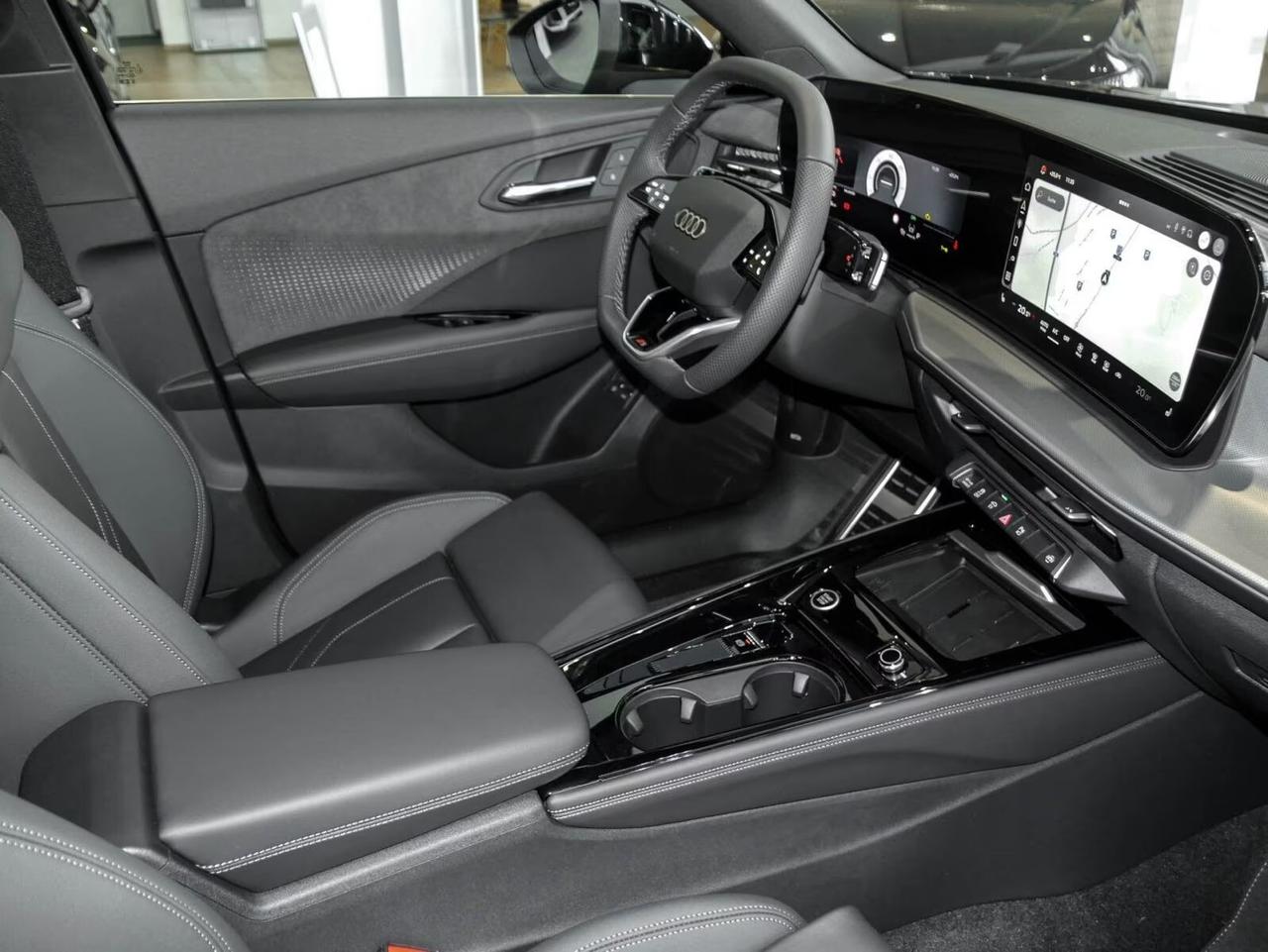 Audi Q3 SUV e-hybrid 200 kW SLINE S LINE tronic