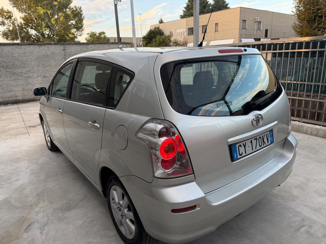 Toyota Corolla Verso 1.6 benzina euro4 neopatentati