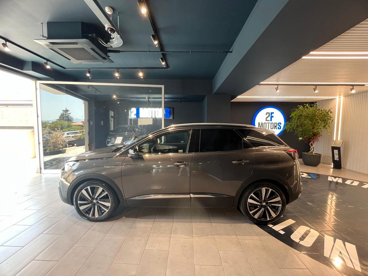 Peugeot 3008 Hybrid4 300 e-EAT8 GT Line