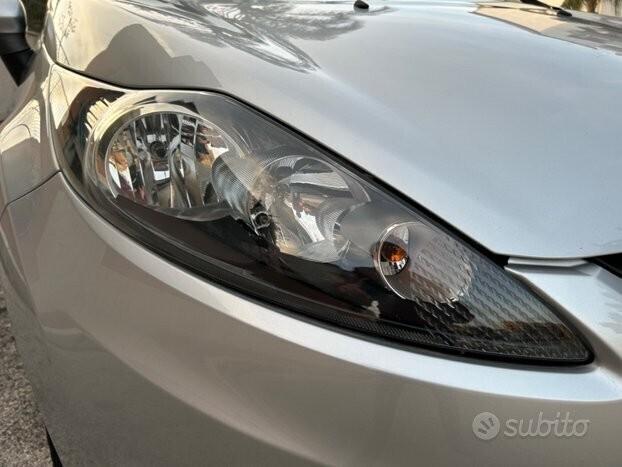 Ford Fiesta 1.4 TDCi 5p. Ghia