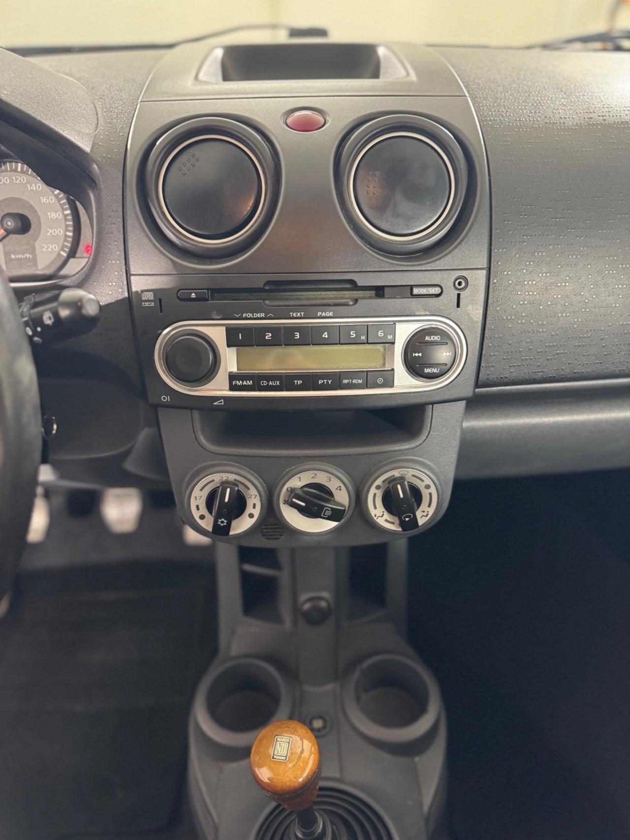 Mitsubishi Colt 1.1 12V 3p.GPL Special Action Model