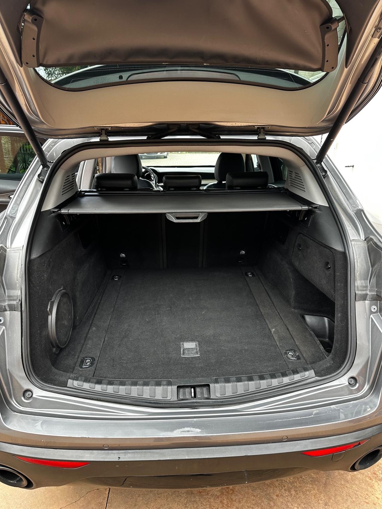 Alfa Romeo Stelvio 2.0 Turbo 200 CV AT8 Q4 Executive