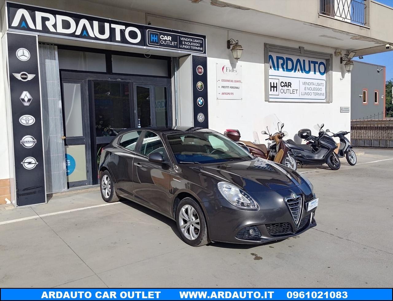 Alfa R. Giulietta 2.0 Jtdm Distinctive 140 cv