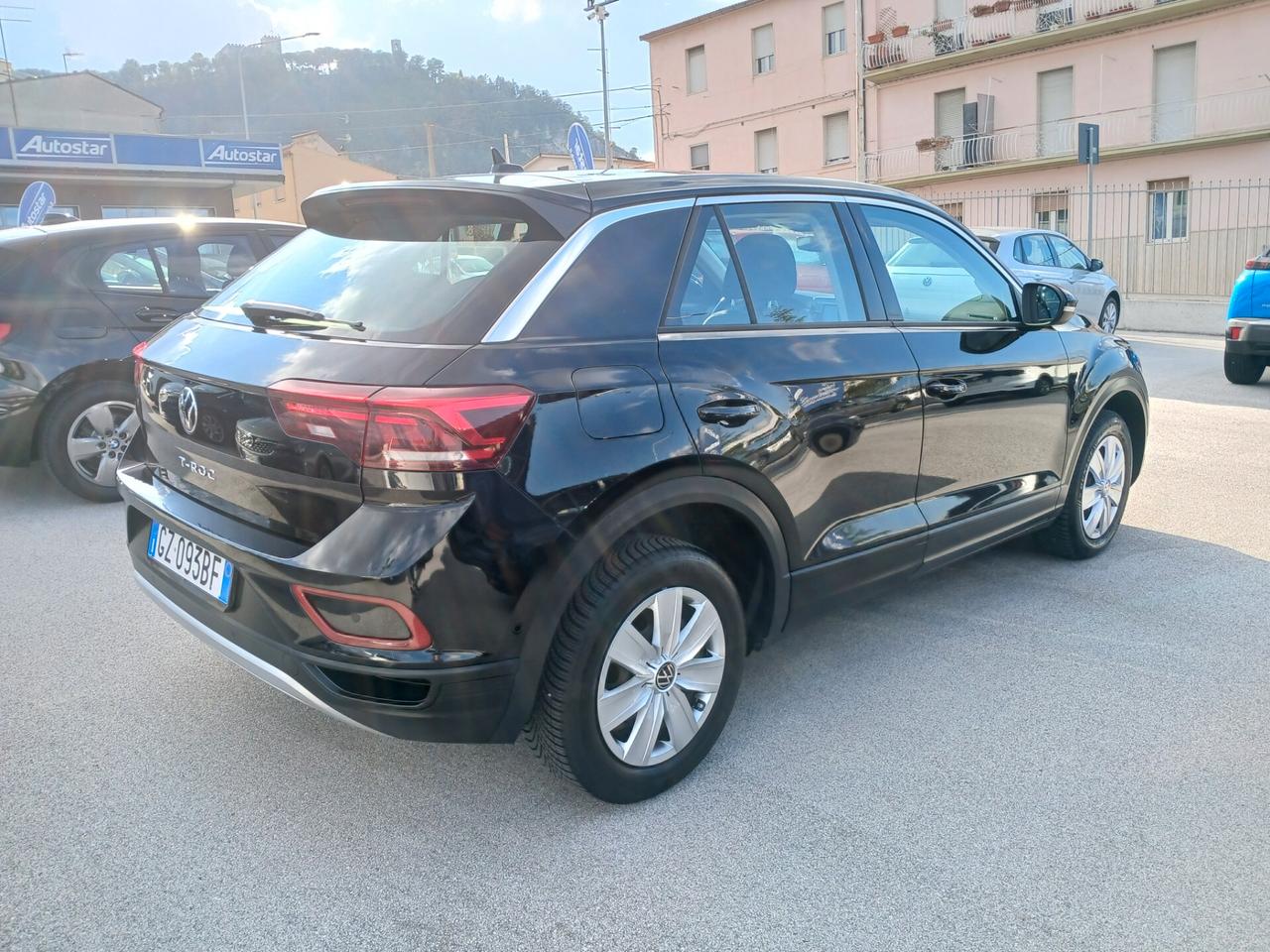 VOLKSWAGEN T-ROC 1.0 TSI 110CV LIFE 2022 BENZINA