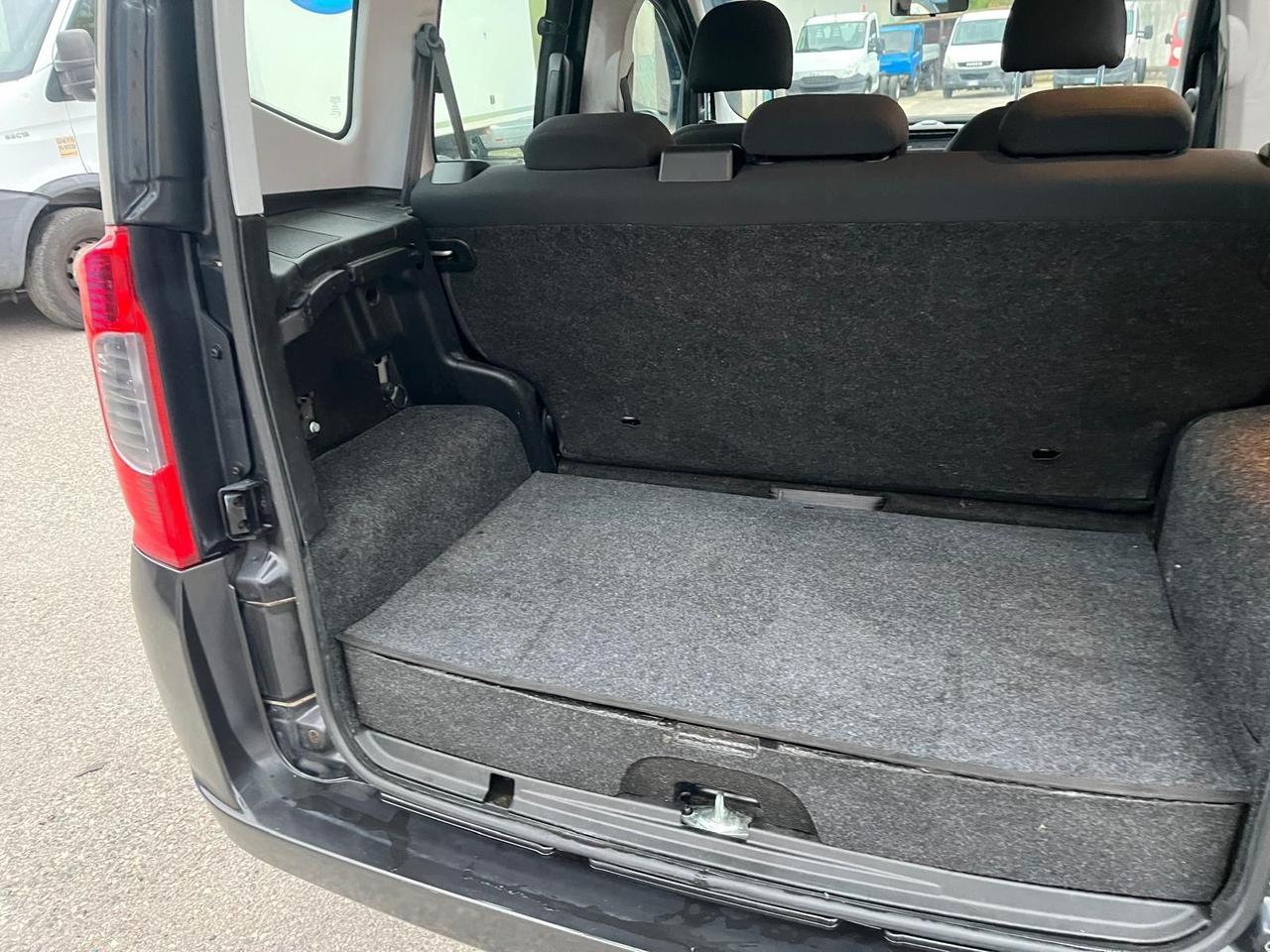 Fiat Qubo qubo-1.4 metano- Full-10/2014