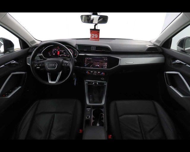 AUDI Q3 35 TDI quattro S tronic Business Advanced