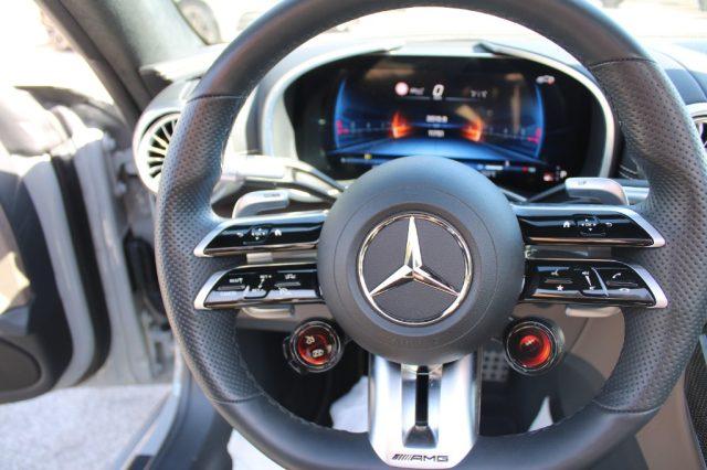 MERCEDES-BENZ SL 63 AMG 4Matic+ Premium Plus