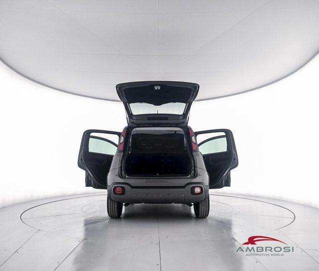 FIAT Panda 1.2 City Cross Waze